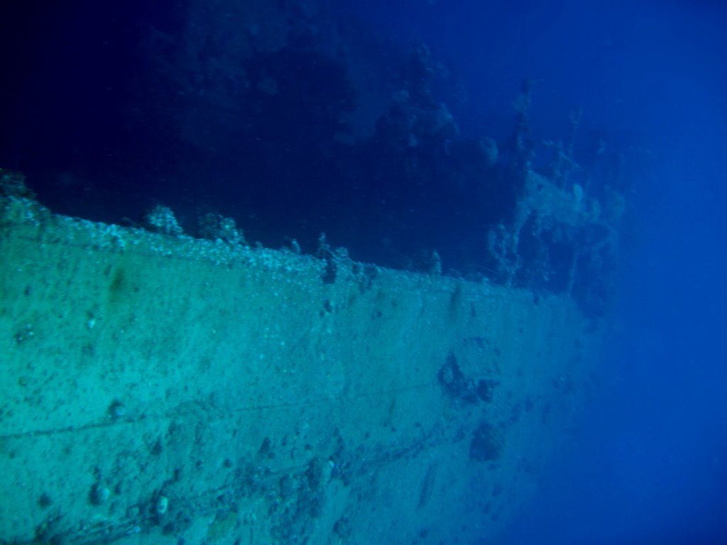 Wreck diving photograph 82