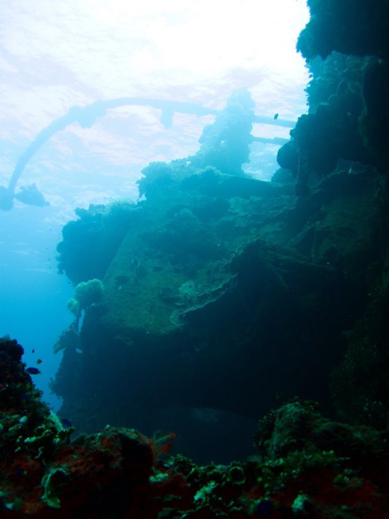 Wreck diving photograph 91